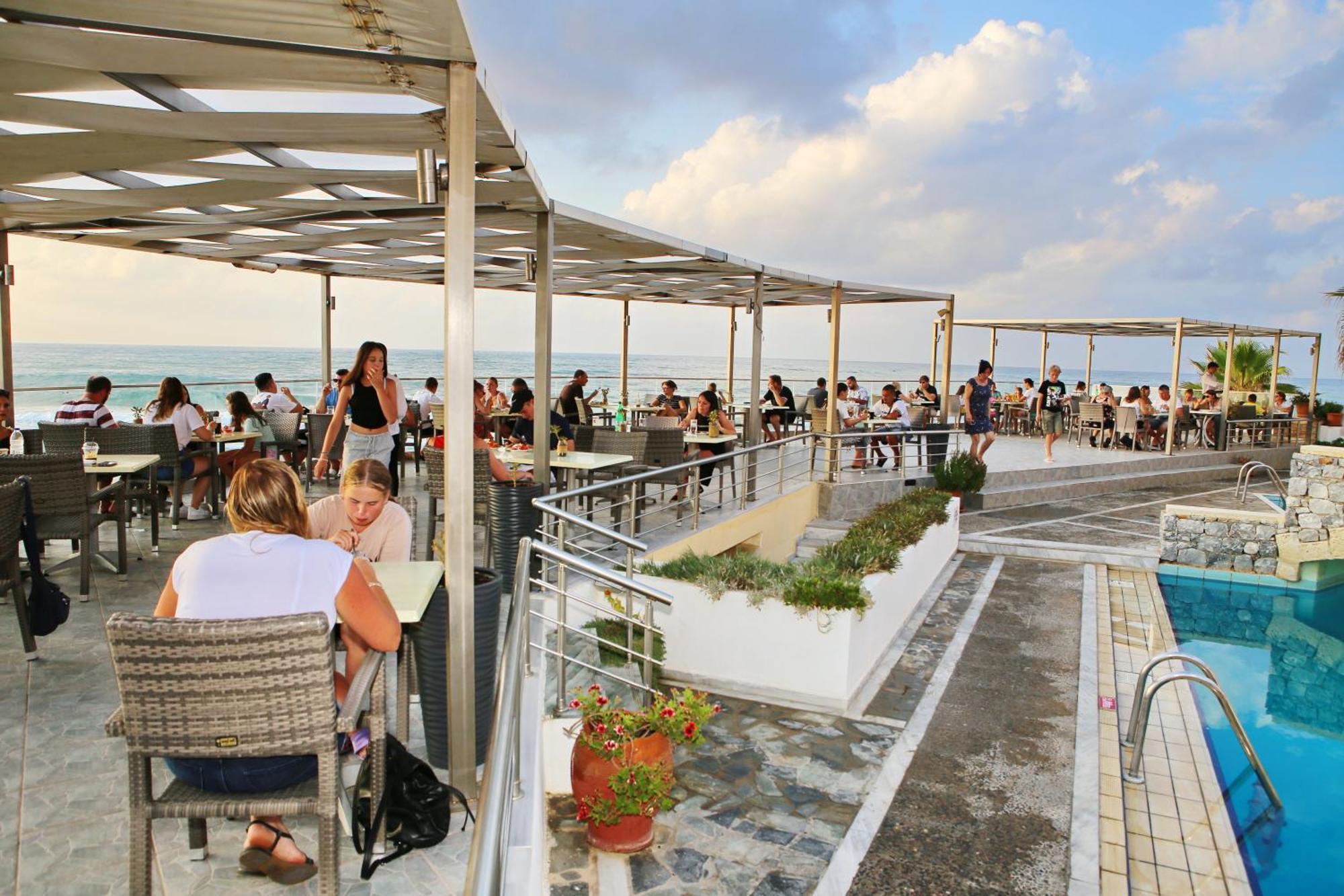 Dedalos Beach Hotel Sfakaki Exterior photo